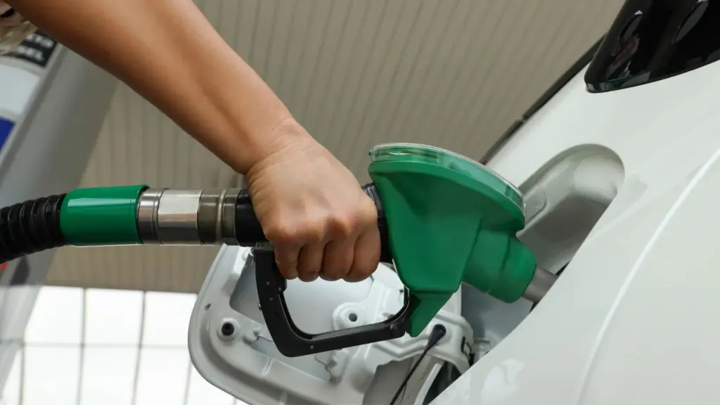 Carburanti, metalli e geopolitica: la filiera degli accessori di lusso costretta a vivere nell’incertezza